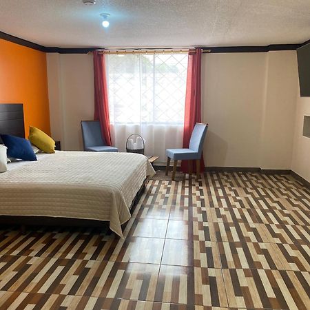 Hostal Guayllabamba كويتو المظهر الخارجي الصورة